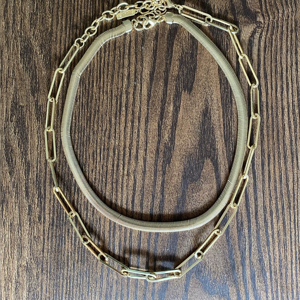 Gold chain necklace set